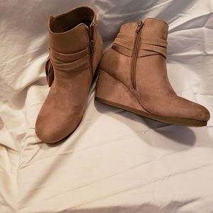 Side Fringe Booties